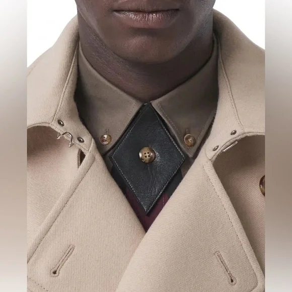BURBERRY
Camel Hair Wool Reconstructed
Trench Coat
Original price $2590 - Picture 4 of 5